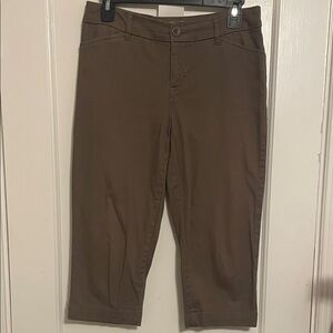 St. John's Bay Brown Cropped Pants